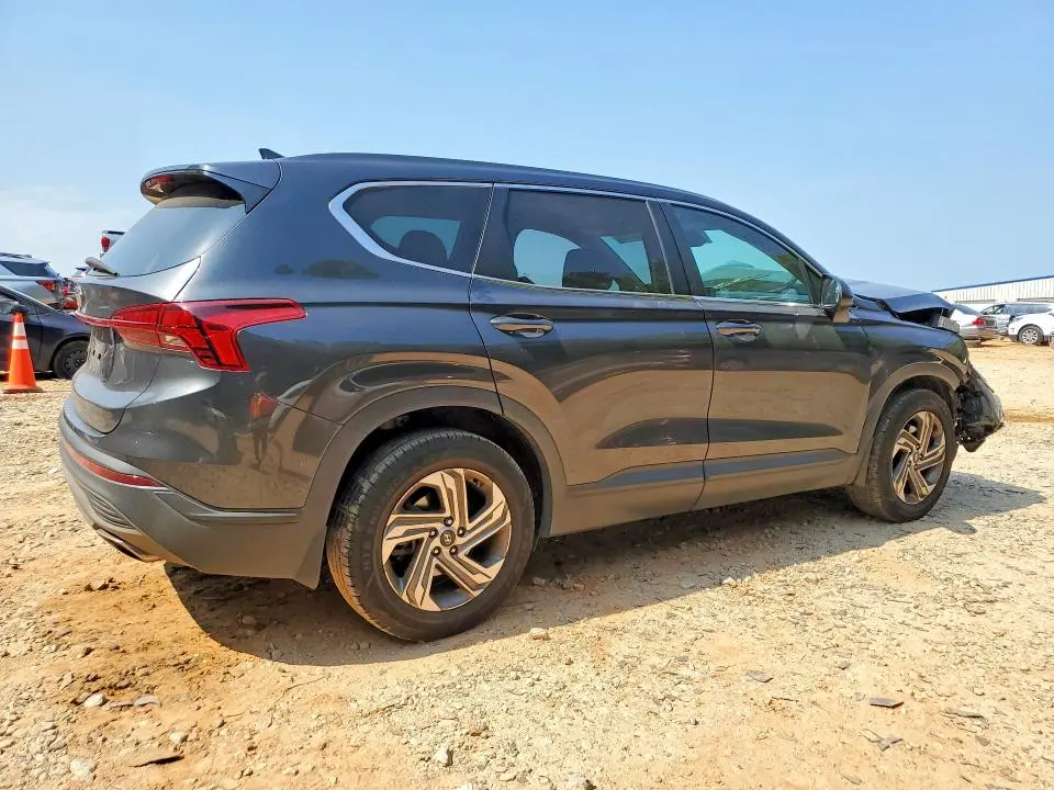 2022 HYUNDAI SANTA FE SE  