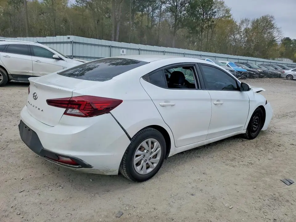 2019 HYUNDAI ELANTRA SE  