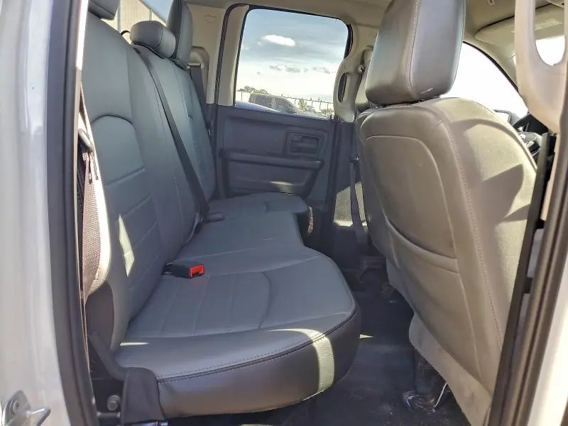 2023 RAM 1500 CLASSIC TRADESMAN  