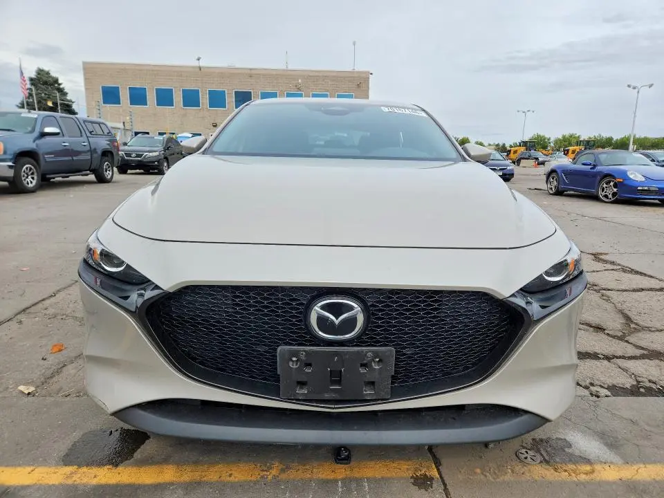 2025 MAZDA 3 PREFERRED  