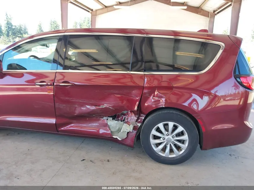 2019 CHRYSLER PACIFICA TOURING PLUS