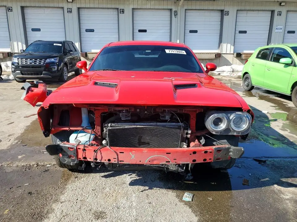 2015 DODGE CHALLENGER SXT  