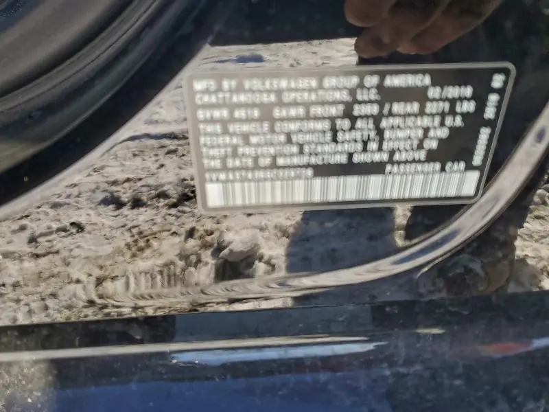 2016 VOLKSWAGEN PASSAT S  