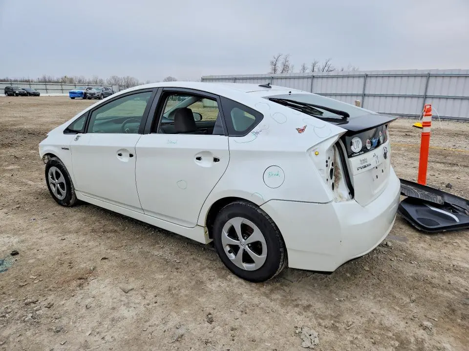 2014 TOYOTA PRIUS THREE  