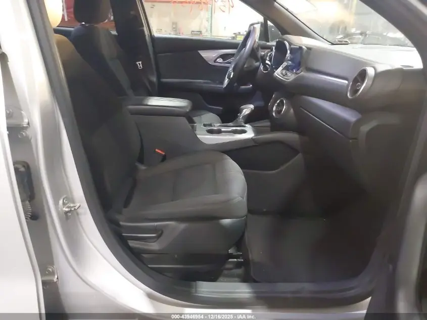 2021 CHEVROLET BLAZER AWD 2LT