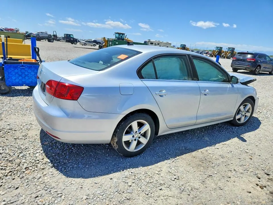 2014 VOLKSWAGEN JETTA TDI  