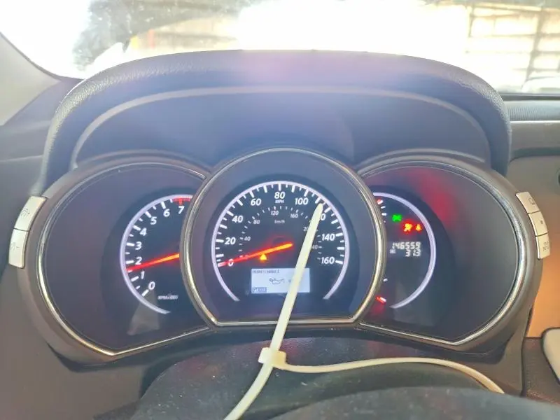 2011 NISSAN MURANO S  