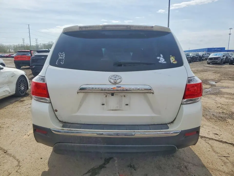 2012 TOYOTA HIGHLANDER BASE  