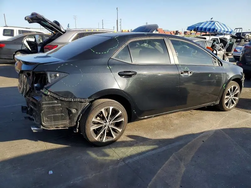 2018 TOYOTA COROLLA SE  