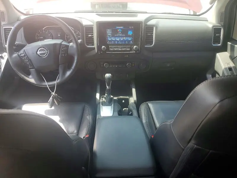 2024 NISSAN FRONTIER SL  