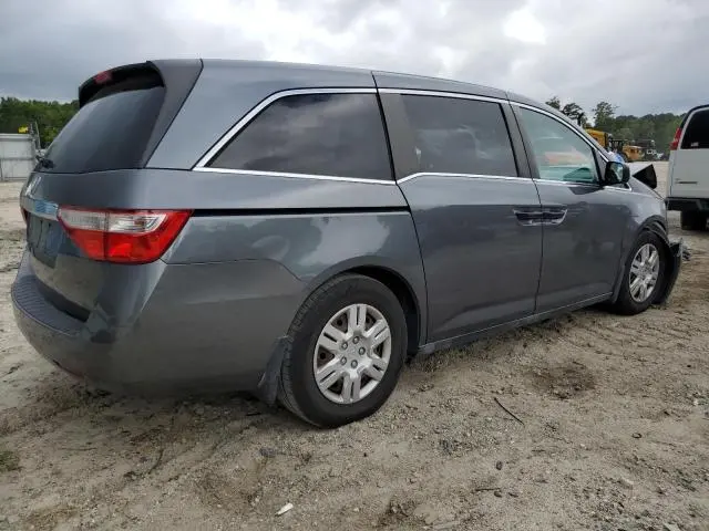 2011 HONDA ODYSSEY LX  
