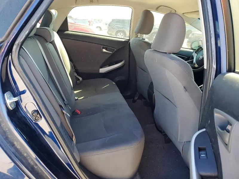 2013 TOYOTA PRIUS TWO  