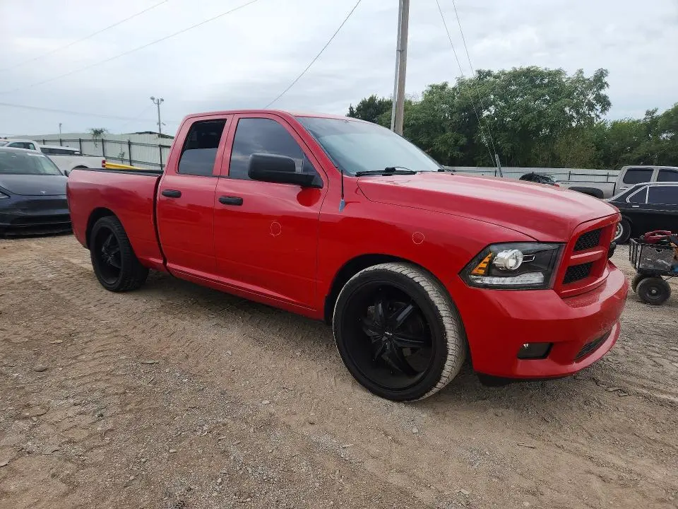 2012 DODGE RAM 1500 ST  
