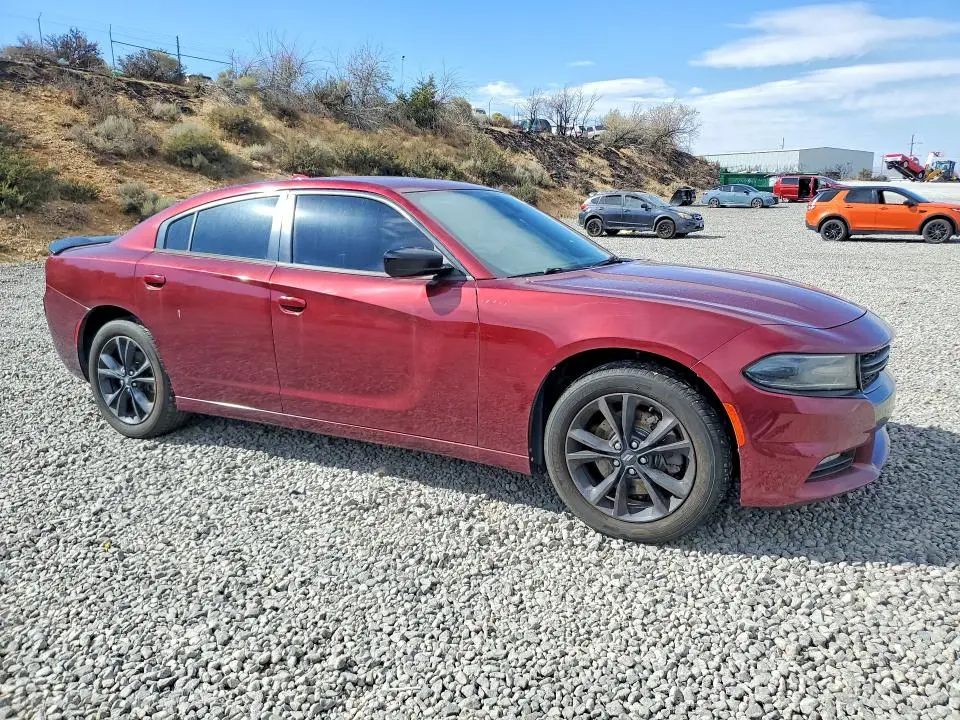 2020 DODGE CHARGER SXT  