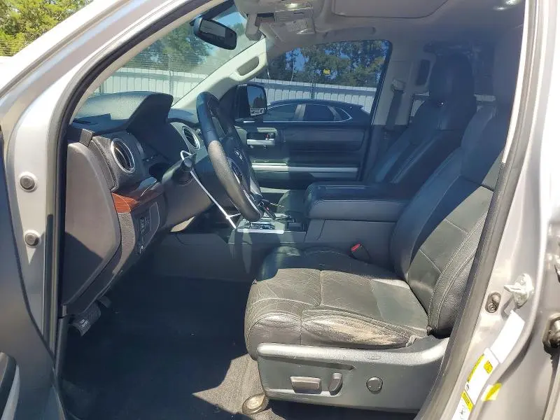 2015 TOYOTA TUNDRA CREWMAX LIMITED  