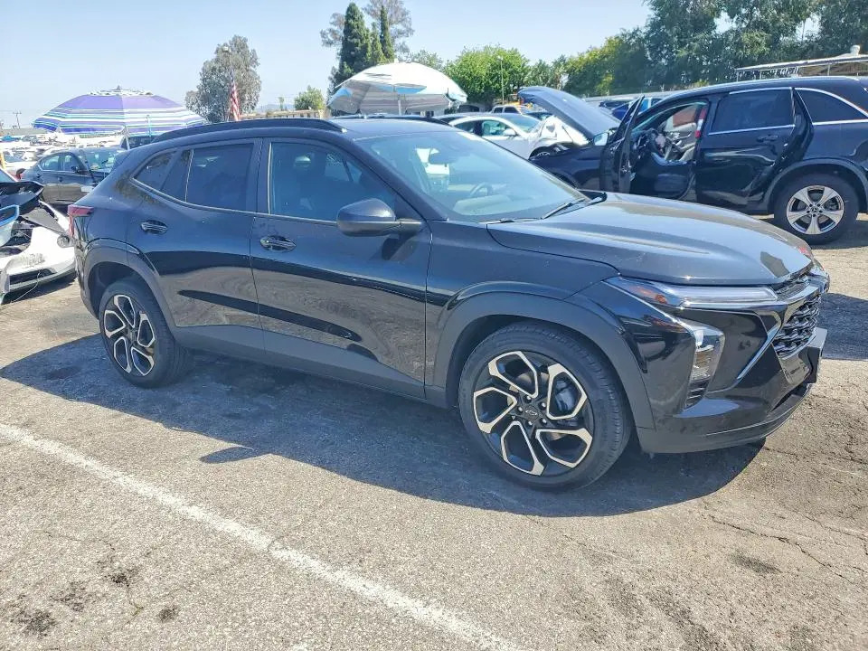 2025 CHEVROLET TRAX 2RS  