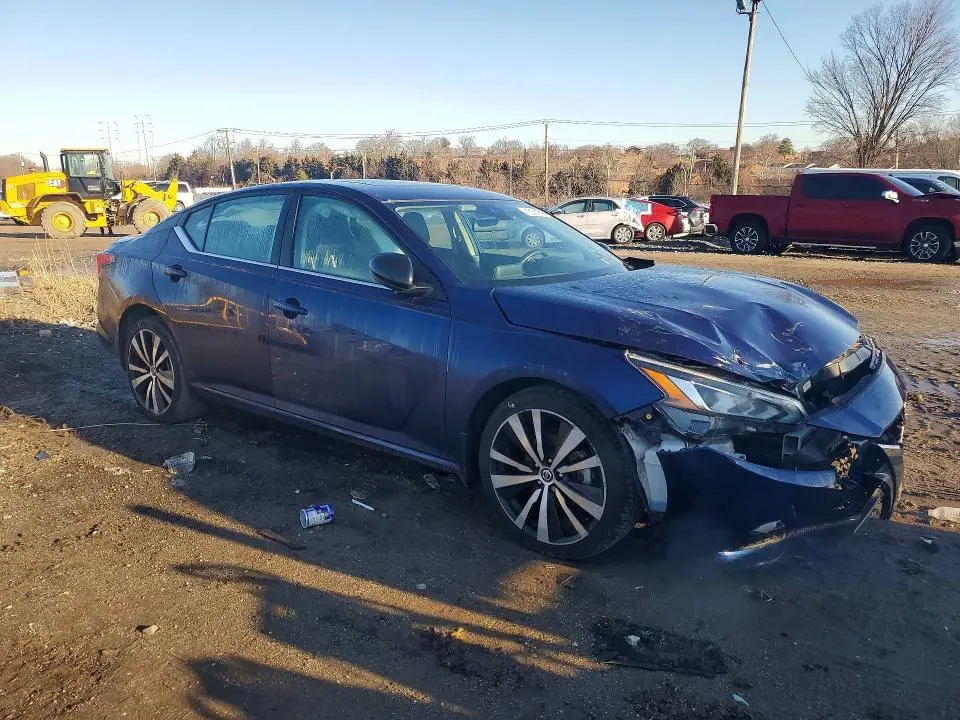 2021 NISSAN ALTIMA 2.5 SR  
