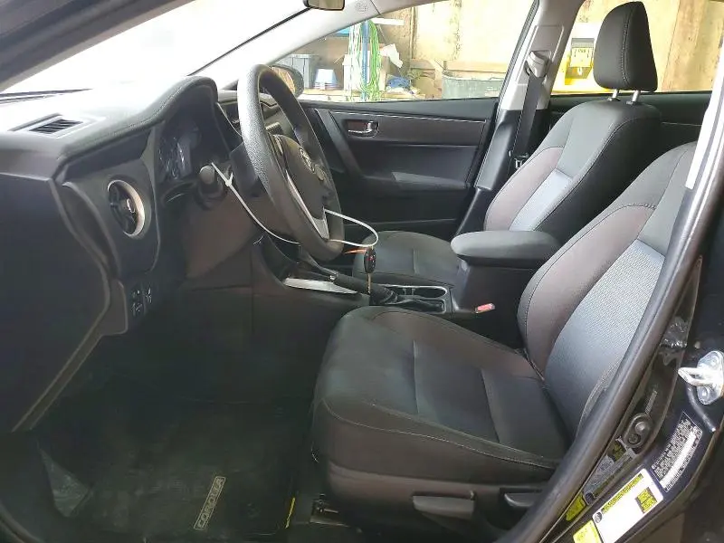 2017 TOYOTA COROLLA LE  