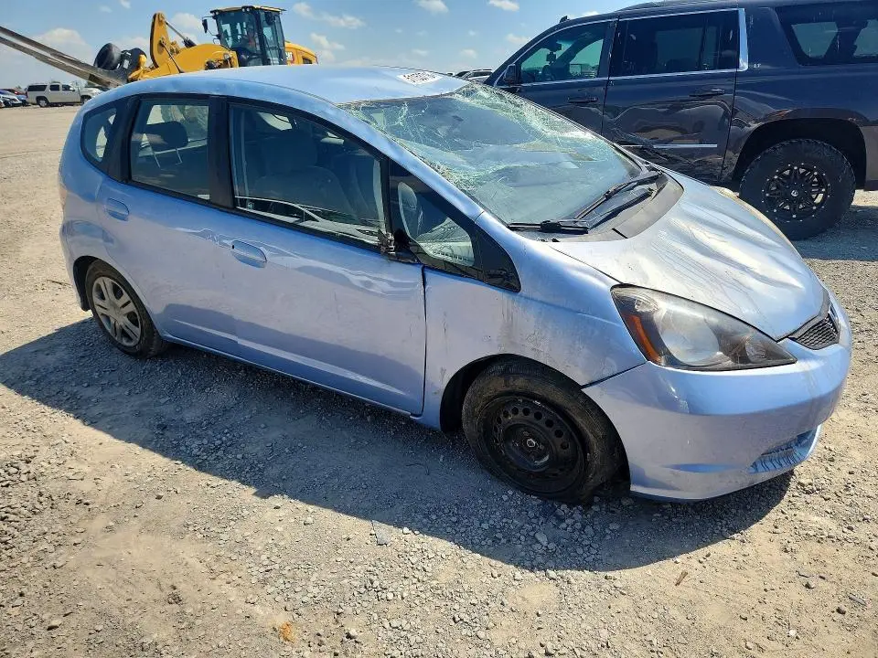 2010 HONDA FIT   