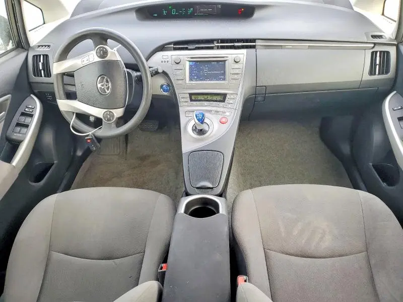 2015 TOYOTA PRIUS   