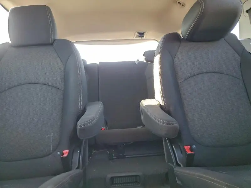 2013 CHEVROLET TRAVERSE LT  