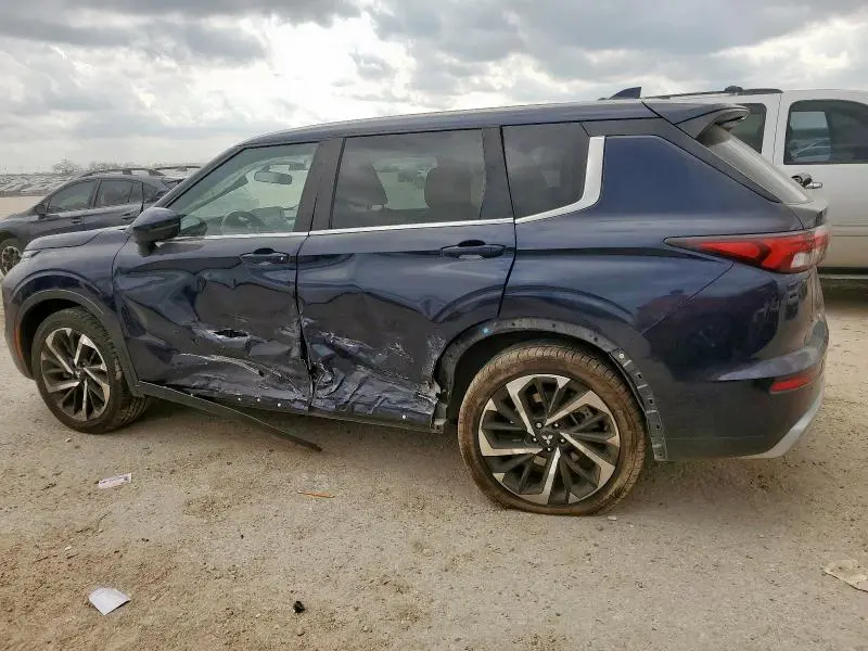 2022 MITSUBISHI OUTLANDER SE  