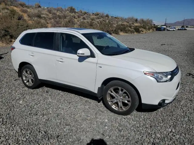 2014 MITSUBISHI OUTLANDER GT  