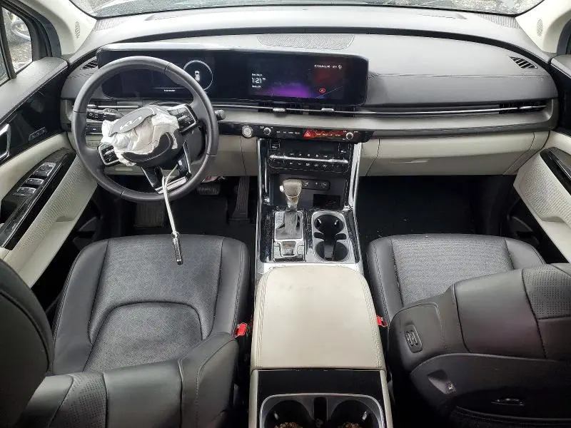 2024 KIA CARNIVAL SX  