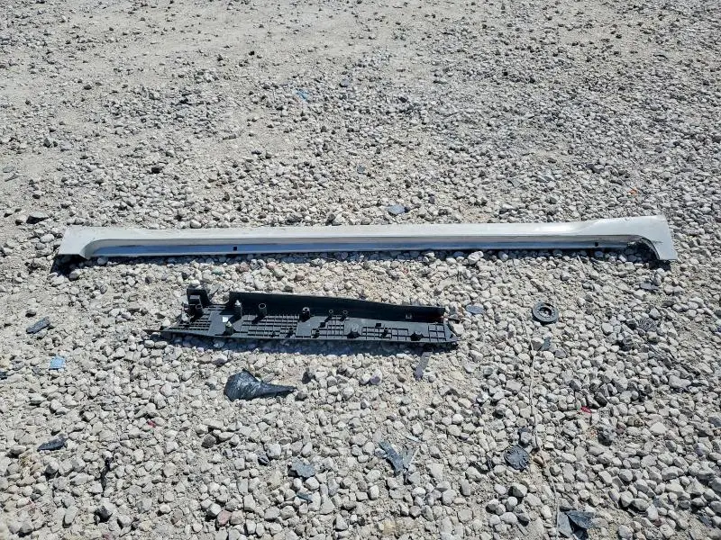 2015 TOYOTA SIENNA L 7-PASSENGER  