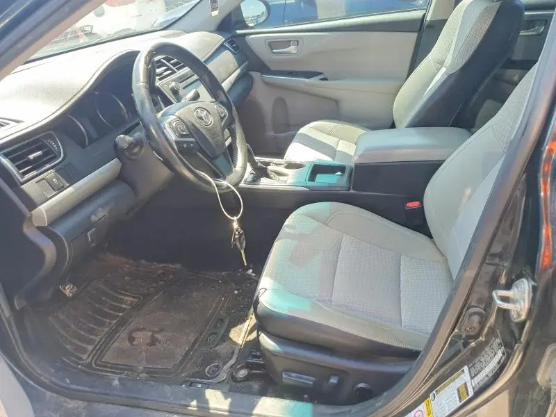2015 TOYOTA CAMRY SE  