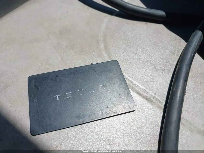 2018 TESLA MODEL 3 LONG RANGE/PERFORMANCE