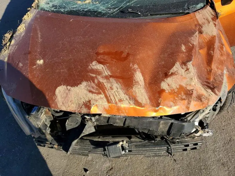 2021 NISSAN VERSA SR  