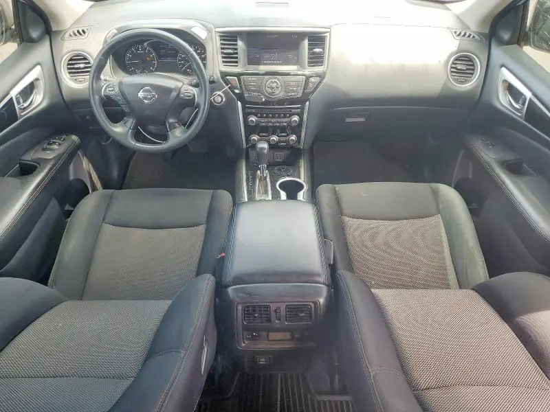 2018 NISSAN PATHFINDER SV  