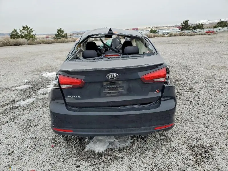 2017 KIA FORTE LX  