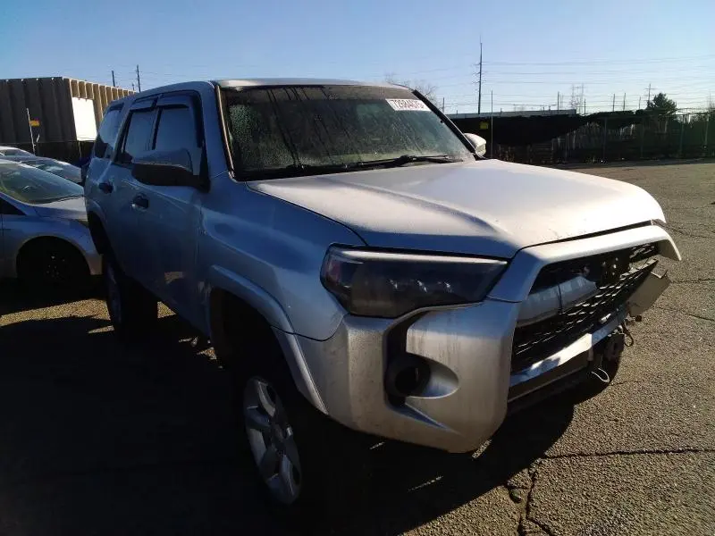 2015 TOYOTA 4RUNNER SR5/SR5 PREMIUM  