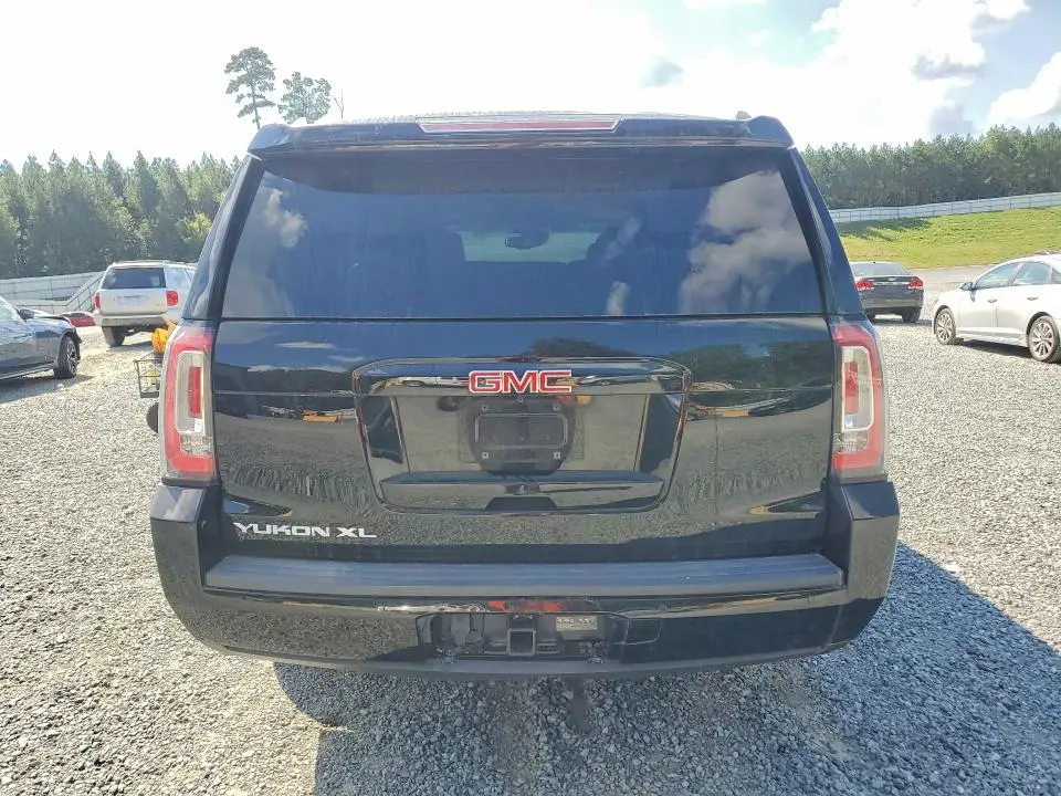 2017 GMC YUKON XL C1500 SLT  