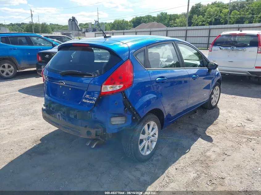 2011 FORD FIESTA SE