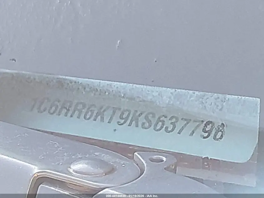 2019 RAM 1500 CLASSIC TRADESMAN  4X2 5'7 BOX