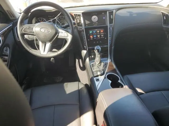 2018 INFINITI Q50 LUXE  