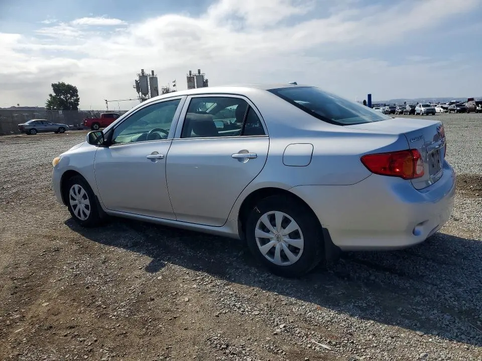 2010 TOYOTA COROLLA LE  