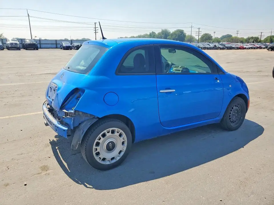 2015 FIAT 500   