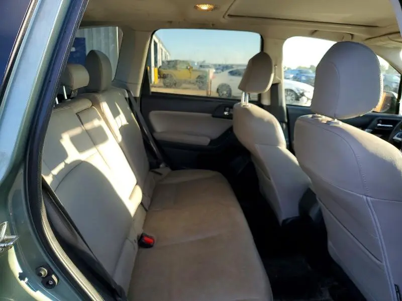 2017 SUBARU FORESTER   