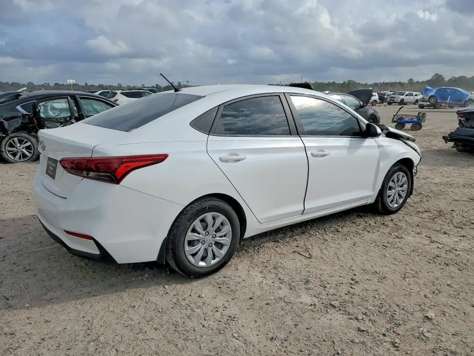 2022 HYUNDAI ACCENT SE  