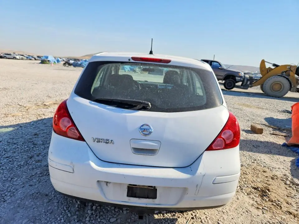 2010 NISSAN VERSA 1.8 S  