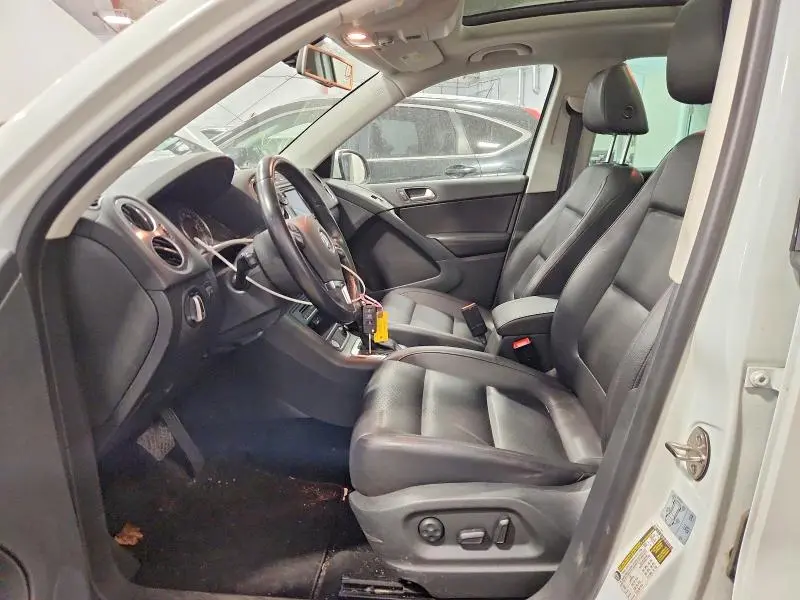 2016 VOLKSWAGEN TIGUAN S  