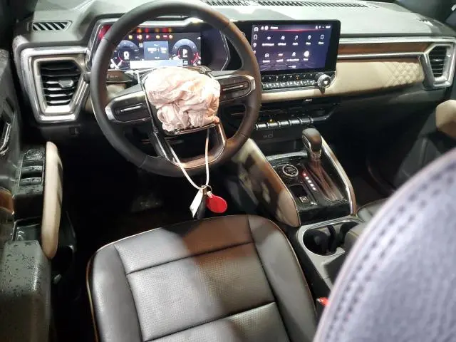 2024 GMC CANYON DENALI  