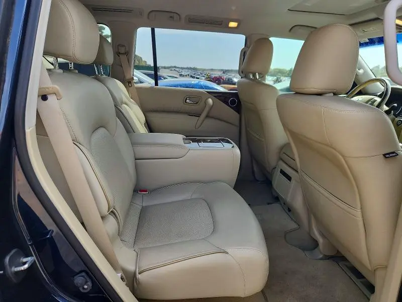 2016 INFINITI QX80   