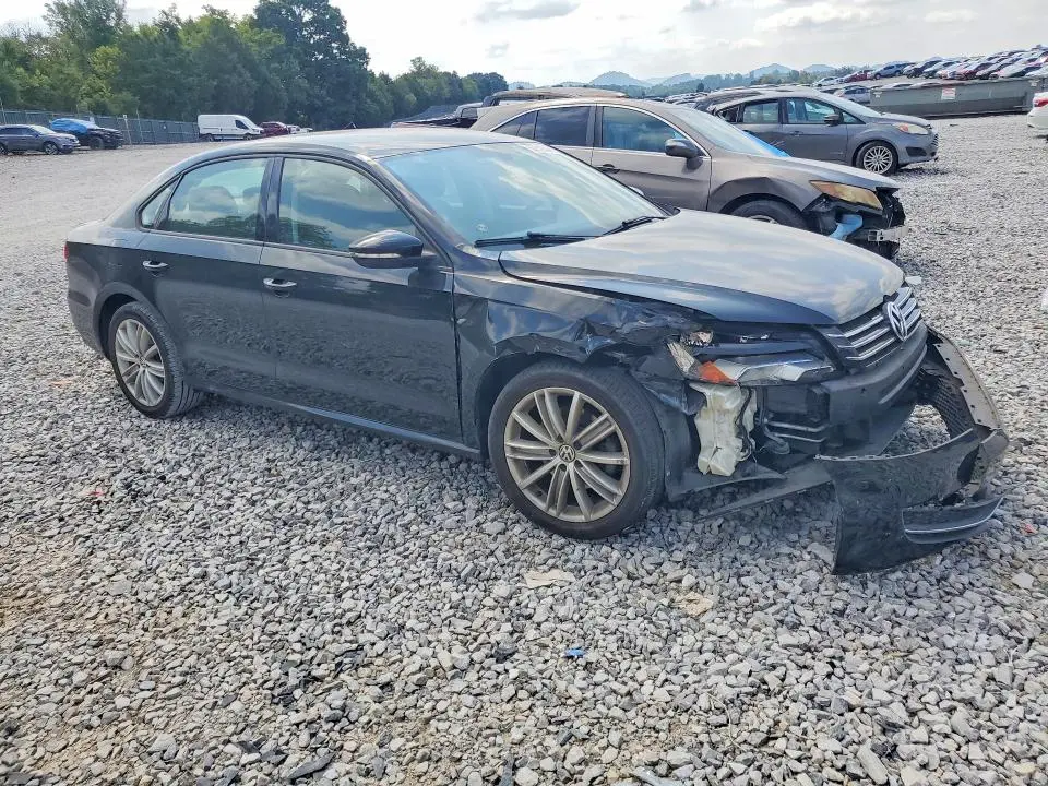 2012 VOLKSWAGEN PASSAT S  