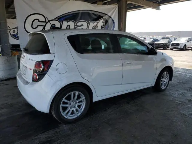 2016 CHEVROLET SONIC LT  