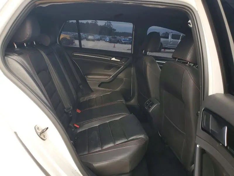 2015 VOLKSWAGEN GTI   